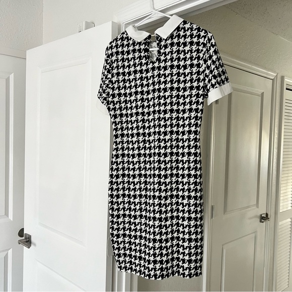 Collared mini dress - Picture 2 of 5